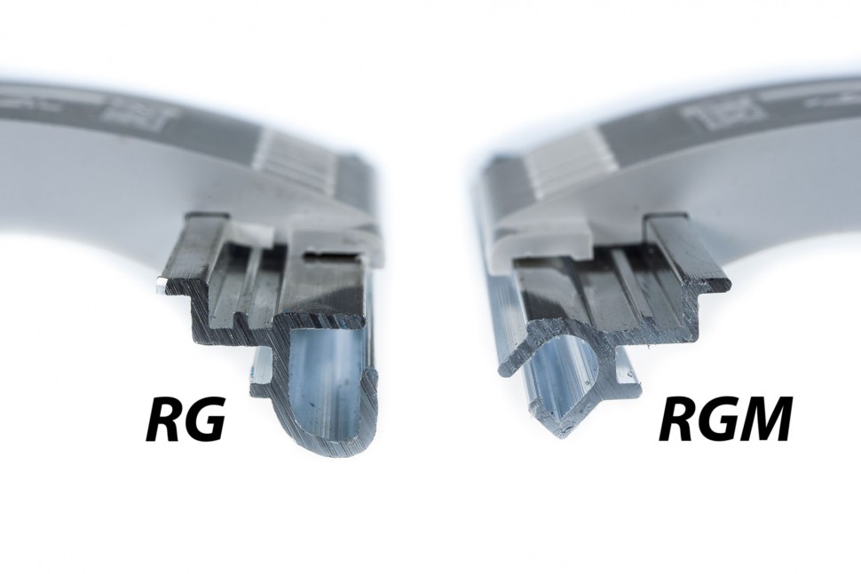 Ригель блокирующий RGM4, (4-х секционный) фото 1 — СанМатик. Интернет-магазин автоматики и солнцезащитных систем.